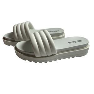 Muk Luks Women's Sun Catcher White Slip-On Sandals White Size 9 New